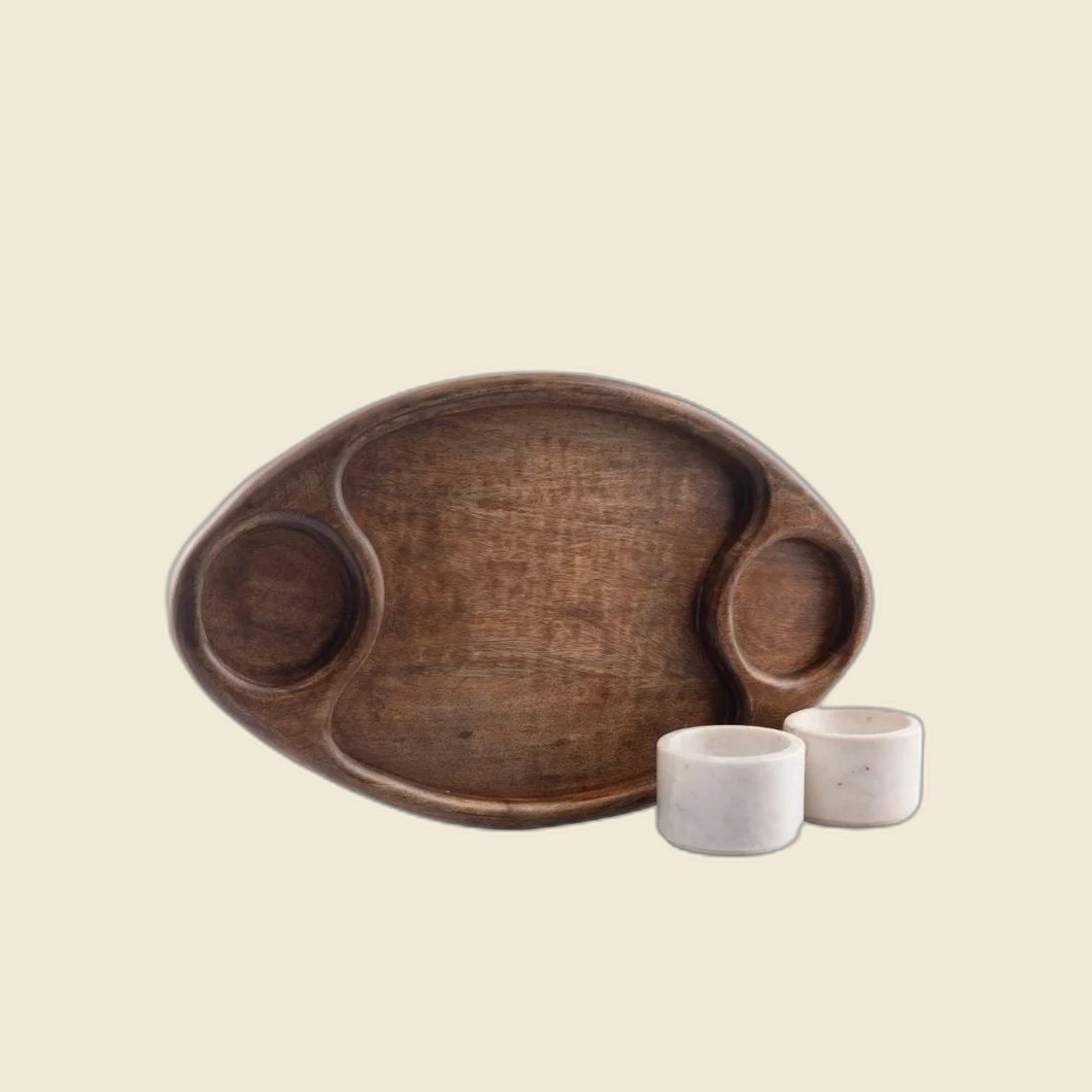 Divided serving platter